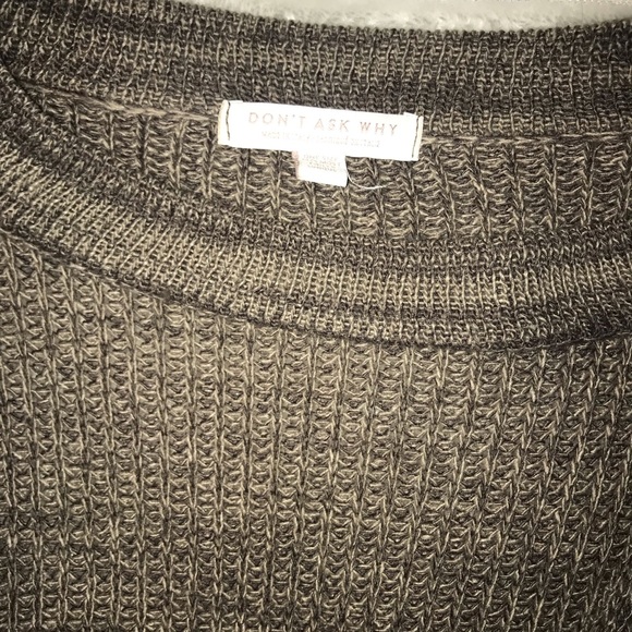 Dont Ask Why chocker neck sweater - Picture 4 of 5